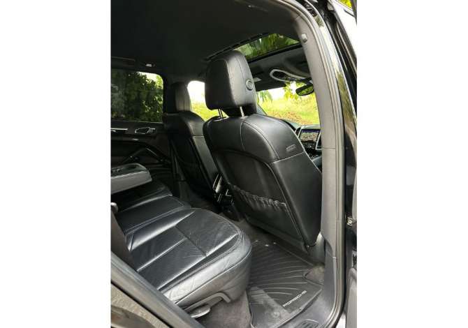 Jepet me qera porche cayenne