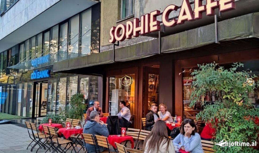 Njoftime Pune ne Tirane, Profesioni Punonjese per prodhim dhe paketim sanduicash ose embelsirash , Fillestar/Pak eksperience, Pagesa Me Marreveshje.