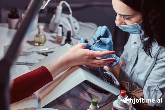 Njoftime Pune per Estetiste për Thonjtë ne Tirane