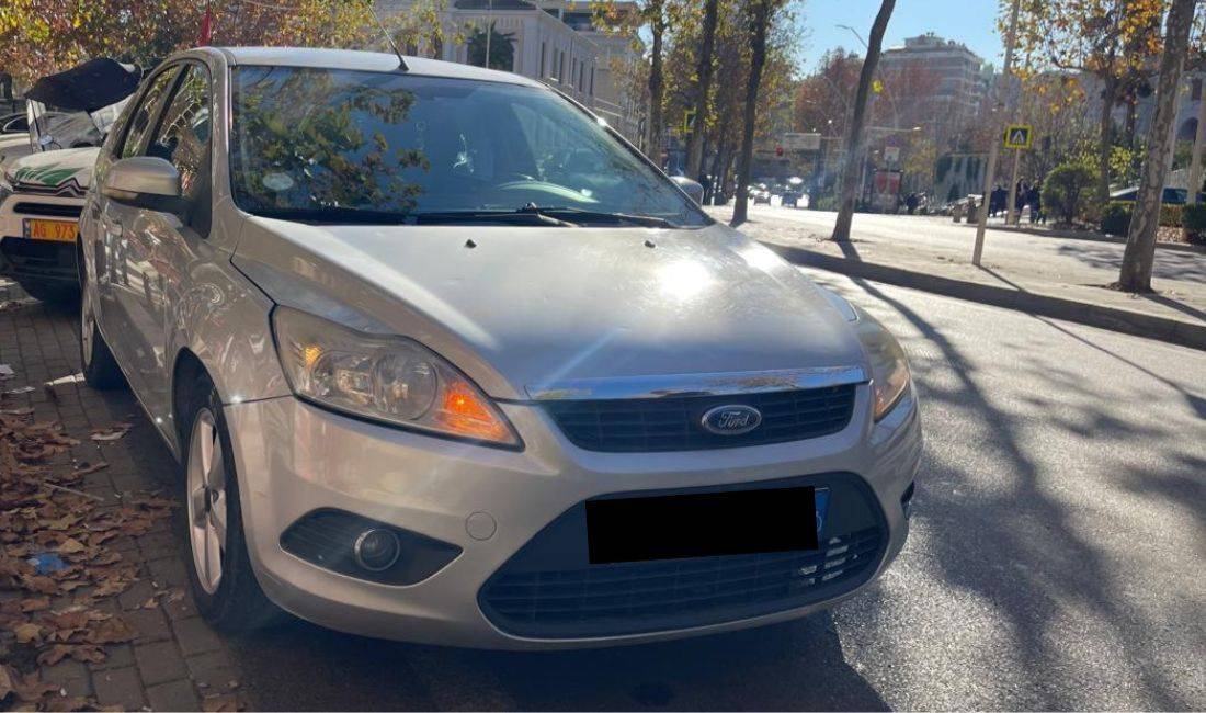 Auto in Vendita a Tirana, Ford, 2008 Diesel,Kambio Manual Pagamento 300,000  Leke.