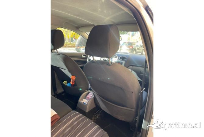 Auto in Vendita a Tirana, Ford, 2008 Diesel,Kambio Manual Pagamento 300,000  Leke.