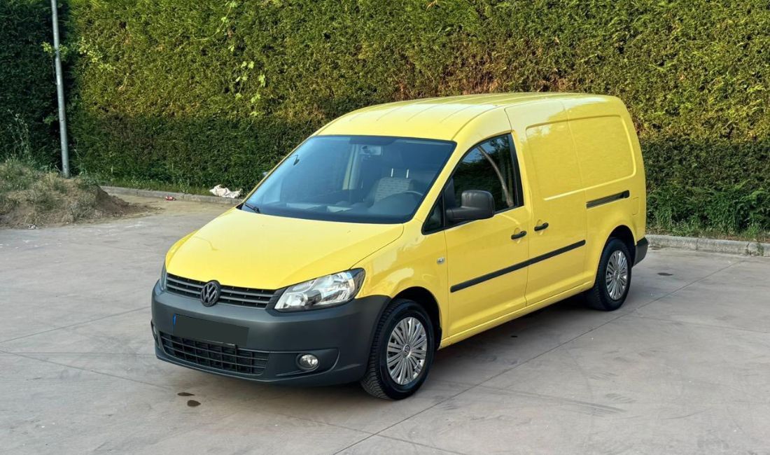 Makina ne shitje ne Tirane, Volkswagen, 2012 Diesel,Kambio Manual Pagesa 7,500  Euro.