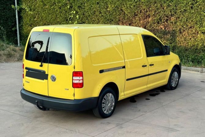 Auto in Vendita a Tirana - 7,500 Euro