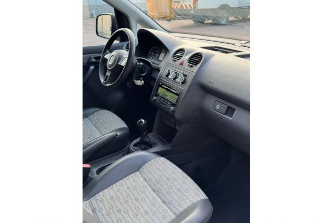 Auto in Vendita a Tirana - 7,500 Euro