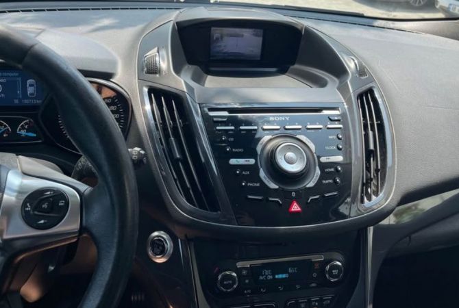 Makina ne shitje ne Tirane, Ford, 2014 Diesel,Kambio Automatik Pagesa 8,500  Euro.