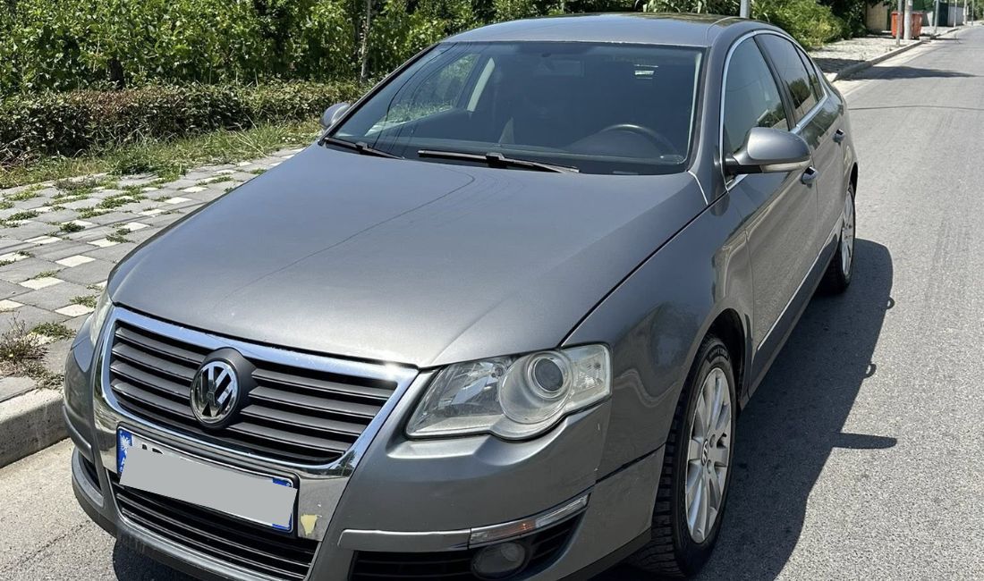 Makina ne shitje ne Tirane, Volkswagen, 2005 Diesel,Kambio Manual Pagesa 3,800  Euro.
