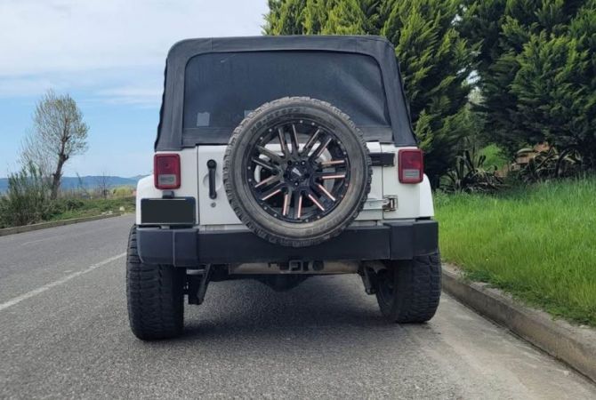 Auto in Vendita a Tirana - 17,000 Euro