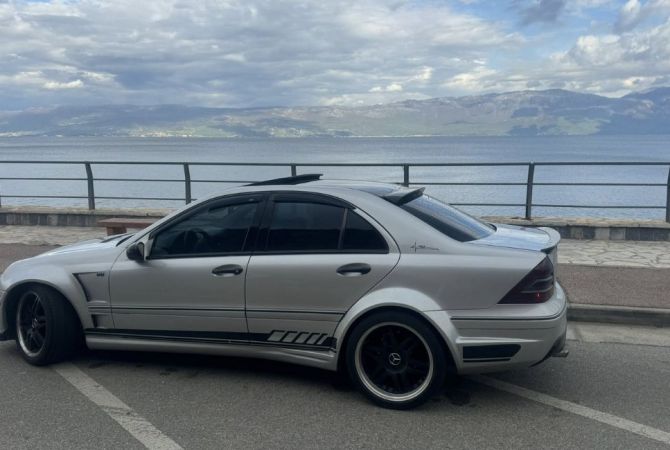 Auto in Vendita a Tirana - 7,500 Euro