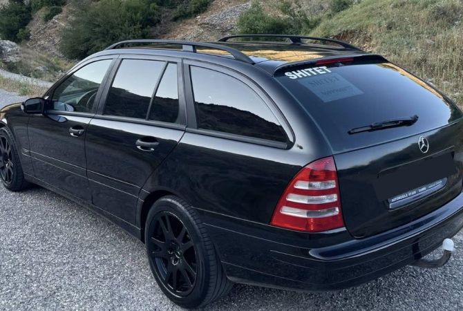 Auto in Vendita a Tirana - 4,200 Euro