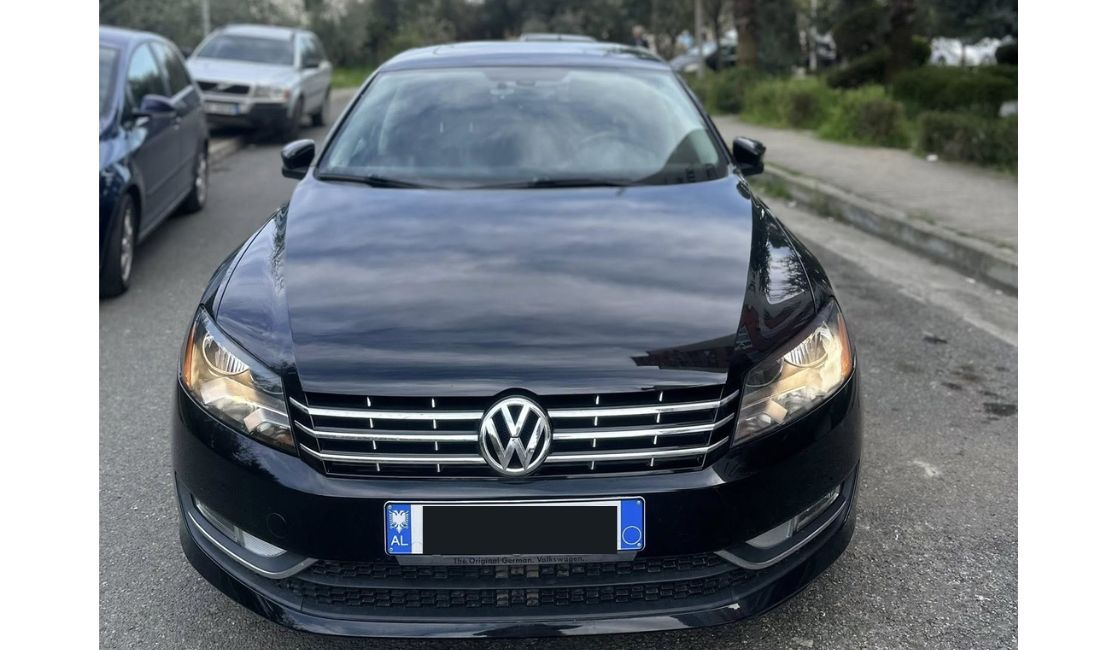 Makina ne shitje ne Tirane, Volkswagen, 2015 Diesel,Kambio Automatik Pagesa 8,500  Euro.