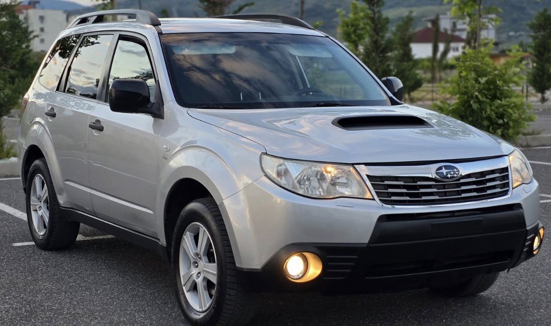 Makina ne shitje ne Tirane, Subaru, 2010 Diesel,Kambio Automatik Pagesa 4,400  Euro.