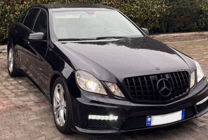 Auto in Vendita a Tirana - 8,500 Euro