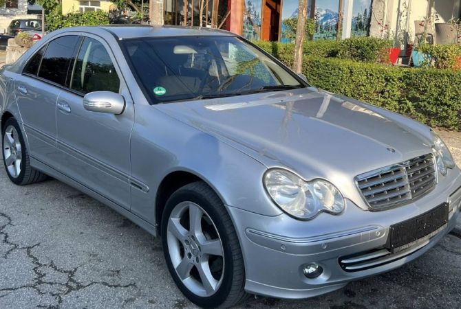 Auto in Vendita a Tirana - 4,600 Euro