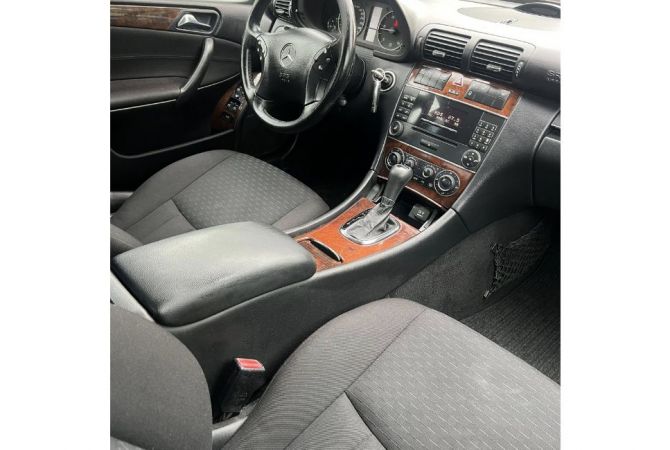 Auto in Vendita a Tirana - 4,600 Euro