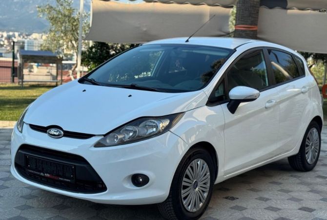 Auto in Vendita a Tirana - 3,200 Euro