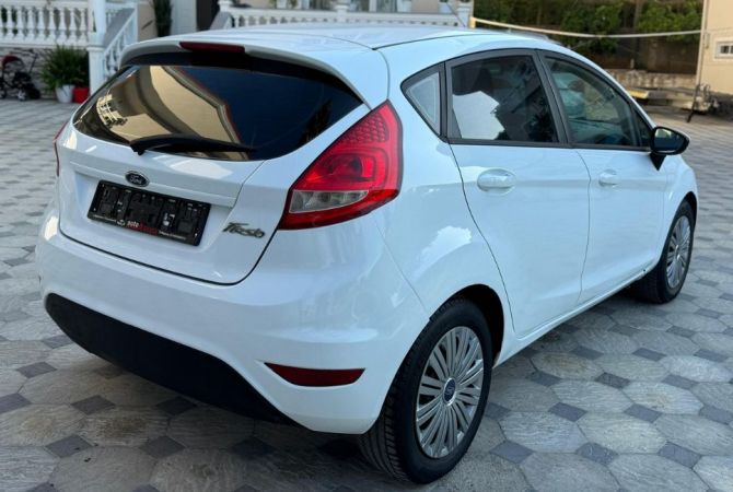 Auto in Vendita a Tirana - 3,200 Euro