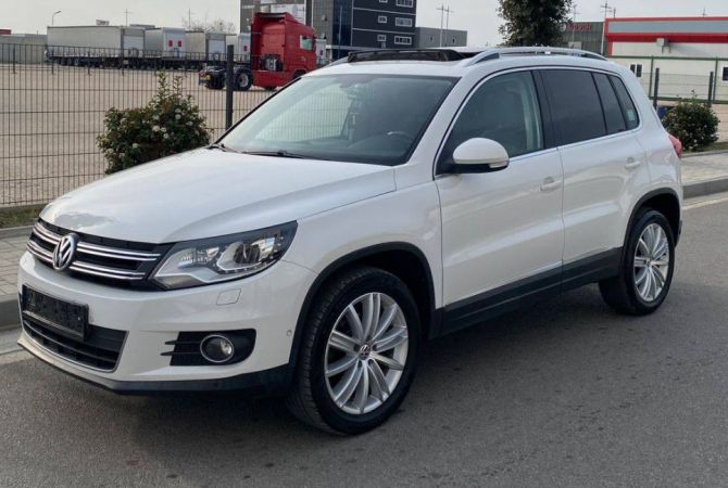 Auto in Vendita a Tirana - 9,800 Euro