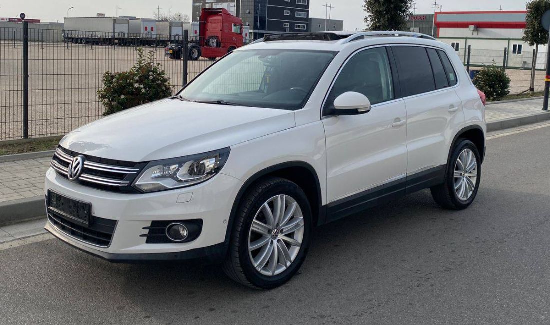 Makina ne shitje ne Tirane, Volkswagen, 2012 Diesel,Kambio Automatik Pagesa 9,800  Euro.