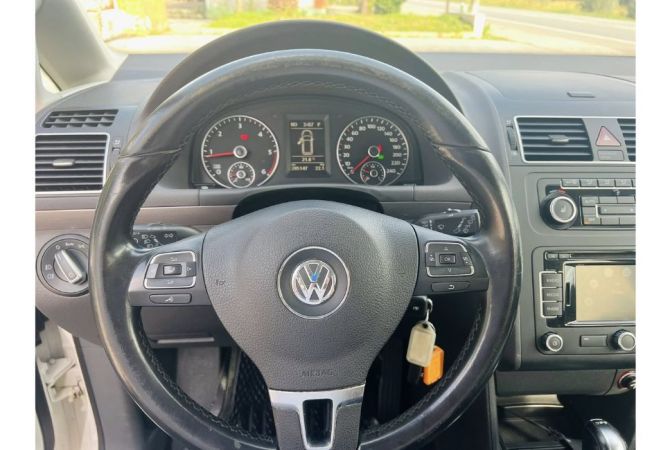 Auto in Vendita a Tirana - 8,300 Euro