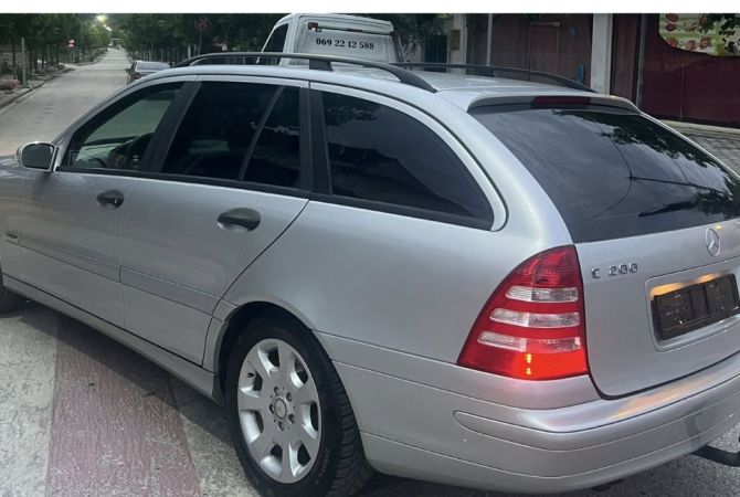 Auto in Vendita a Tirana - 3,200 Euro