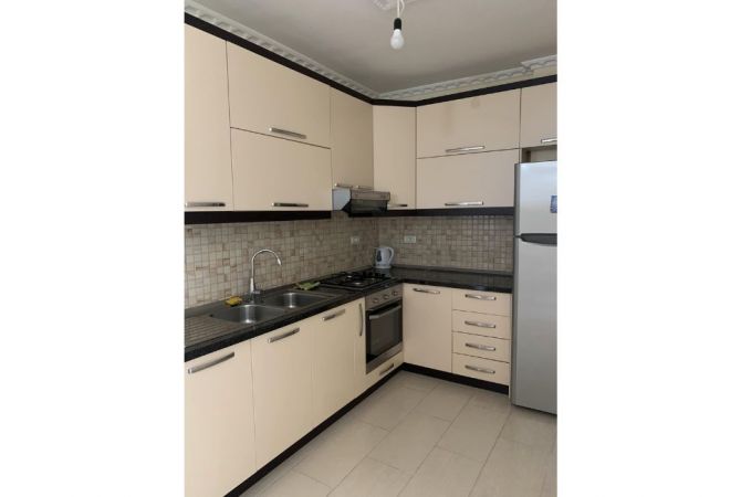 Shtepi ne shitje Apartament ne Lezhe, 2+1, Mobilimi E mobiluar, Pagesa 140,000  Euro.