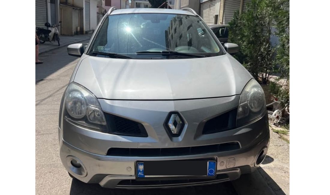 Makina ne shitje ne Tirane, Renault, 2008 Diesel,Kambio Automatik Pagesa 4,500  Euro.