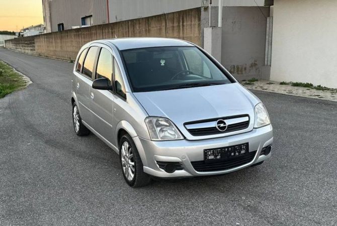 Auto in Vendita a Tirana - 3,000 Euro