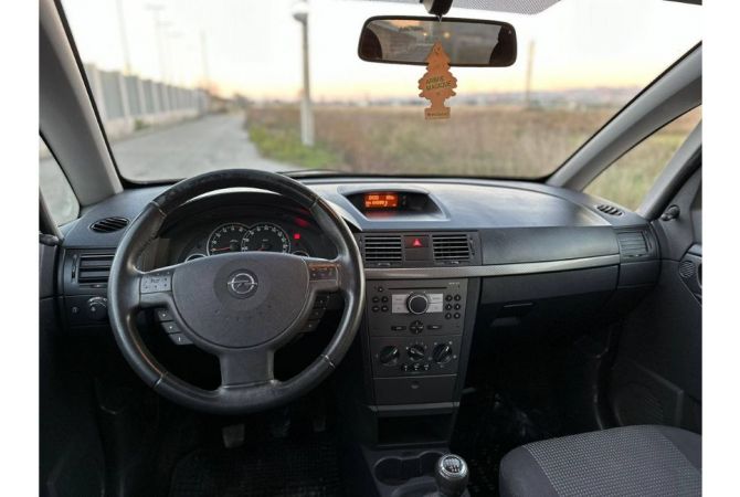Auto in Vendita a Tirana - 3,000 Euro