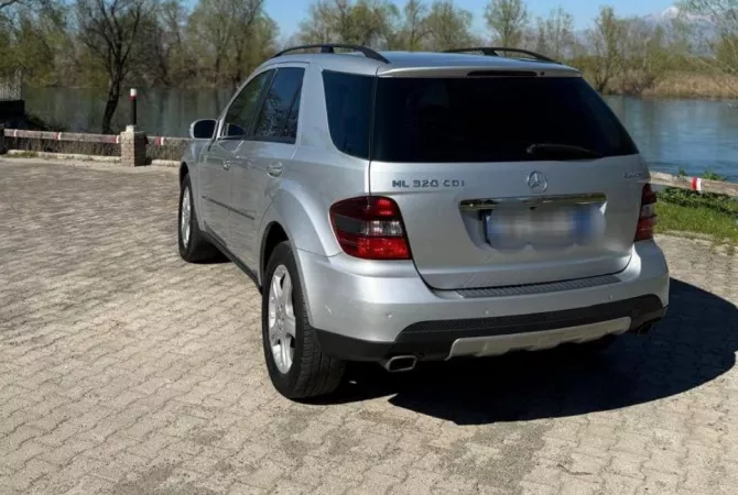 Auto in Vendita a Tirana - 5,500 Euro