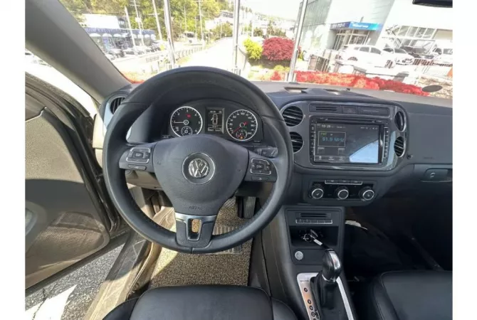 Auto in Vendita a Durazzo - 7,700 Euro