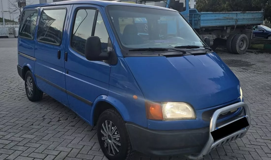Auto in Vendita a Tirana, Ford, 1998 Diesel,Kambio Manual Pagamento 6,000  Euro.