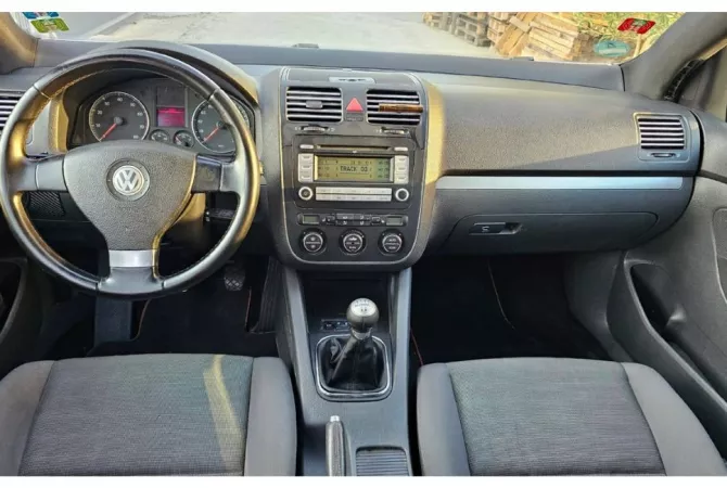 Auto in Vendita a Tirana - 3,500 Euro