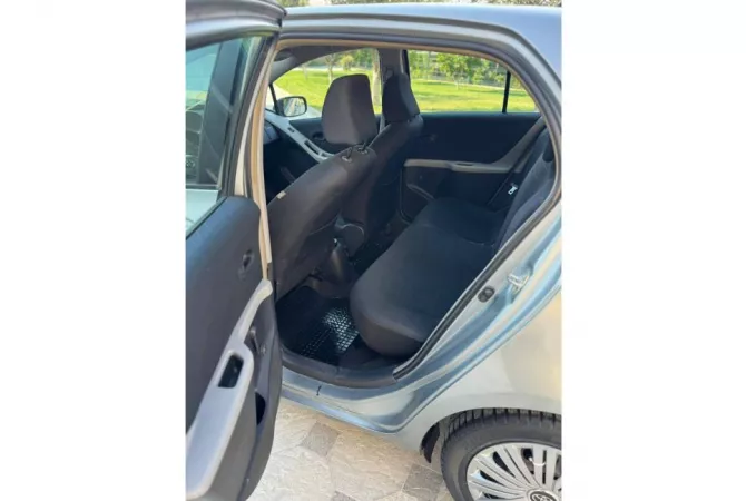 Auto in Vendita a Tirana, Toyota, 2006 Diesel,Kambio Automatik Pagamento 4,300  Euro.