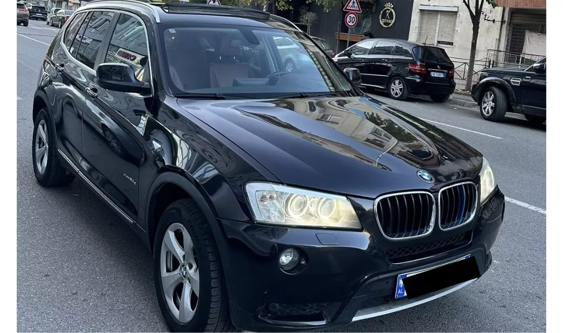 Auto in Vendita a Tirana, BMW, 2014 Diesel,Kambio Automatik Pagamento 11,500  Euro.