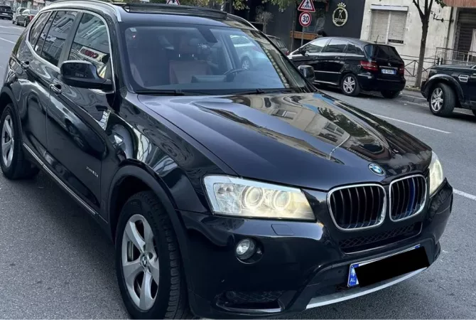 Auto in Vendita a Tirana - 11,500 Euro