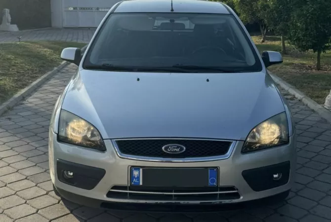 Auto in Vendita a Tirana - 2,200 Euro