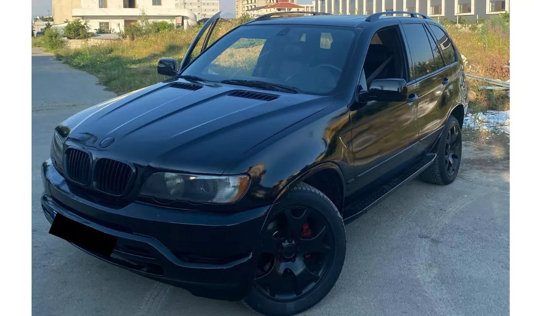 Auto in Vendita a Tirana, BMW, 2004 Diesel,Kambio Automatik Pagamento 3,000  Euro.