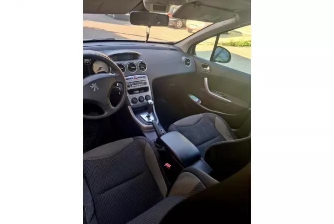 Auto in Vendita a Tirana - 2,600 Euro