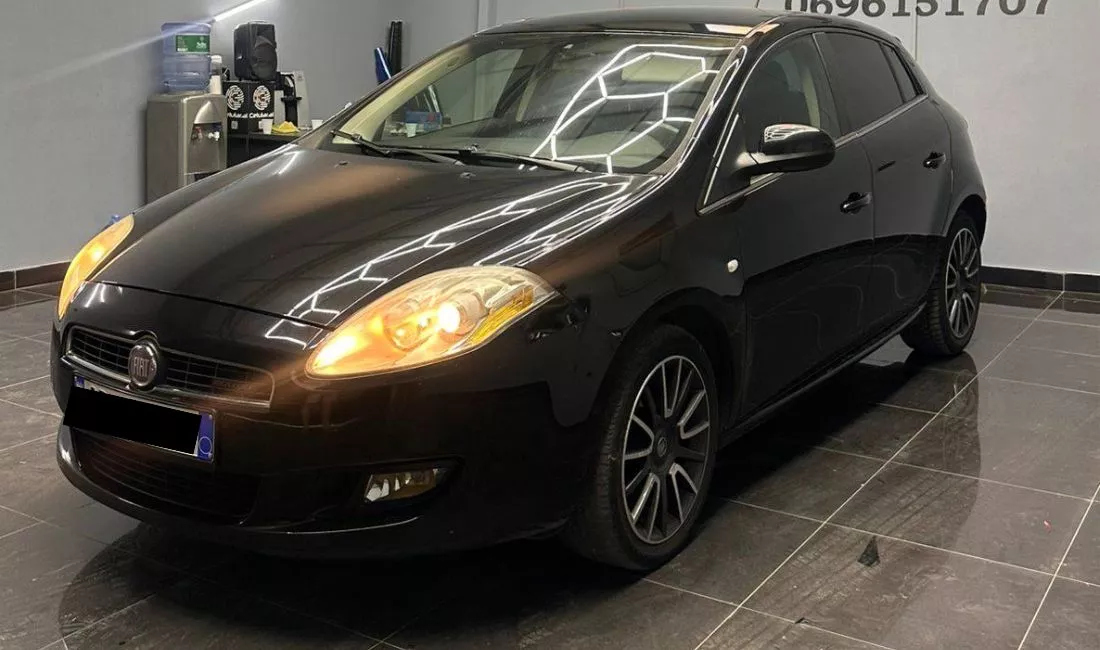 Auto in Vendita a Fier, Fiat, 2010 Diesel,Kambio Automatik Pagamento 3,700  Euro.