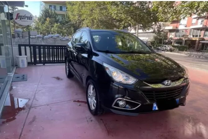 Auto in Vendita a Tirana - 6,500 Euro