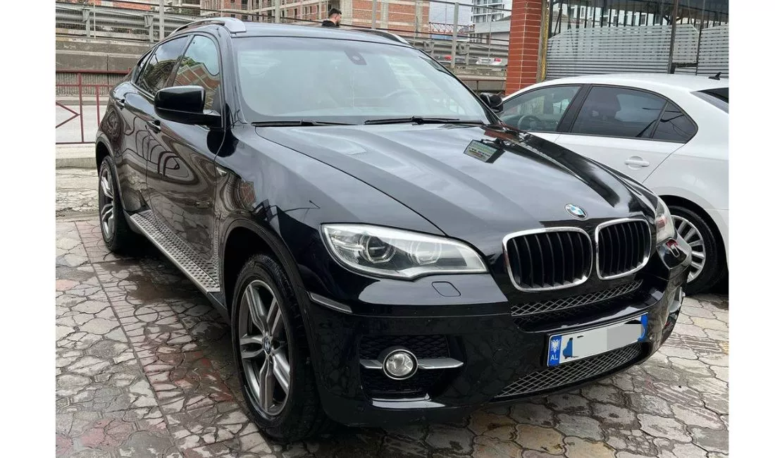 Makina ne shitje ne Tirane, BMW, 2014 Diesel,Kambio Automatik Pagesa 12,500  Euro.