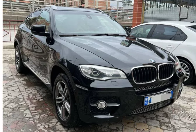 Makina ne shitje ne Tirane - 12,500 Euro