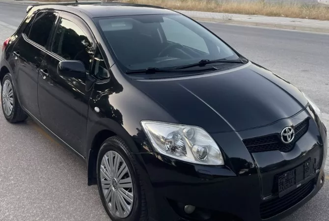🚗 Shitet TOYOTA AURIS 