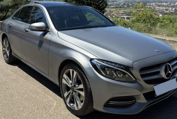 Auto in Vendita a Tirana - 14,000 Euro