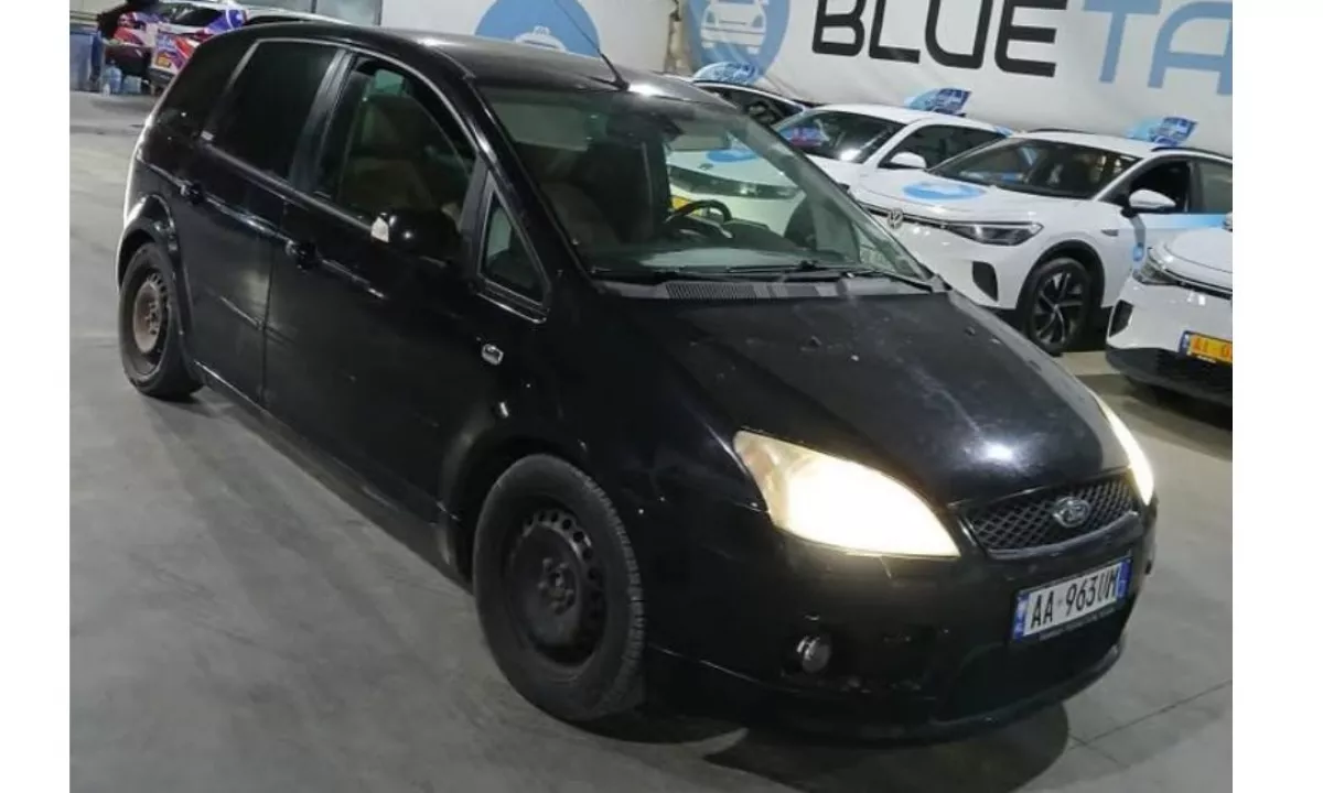 Auto in Vendita a Tirana, Toyota, 2006 Diesel,Kambio Automatik Pagamento 3,250  Euro.