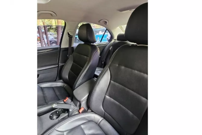 Auto in Vendita a Tirana - 620,000 Leke