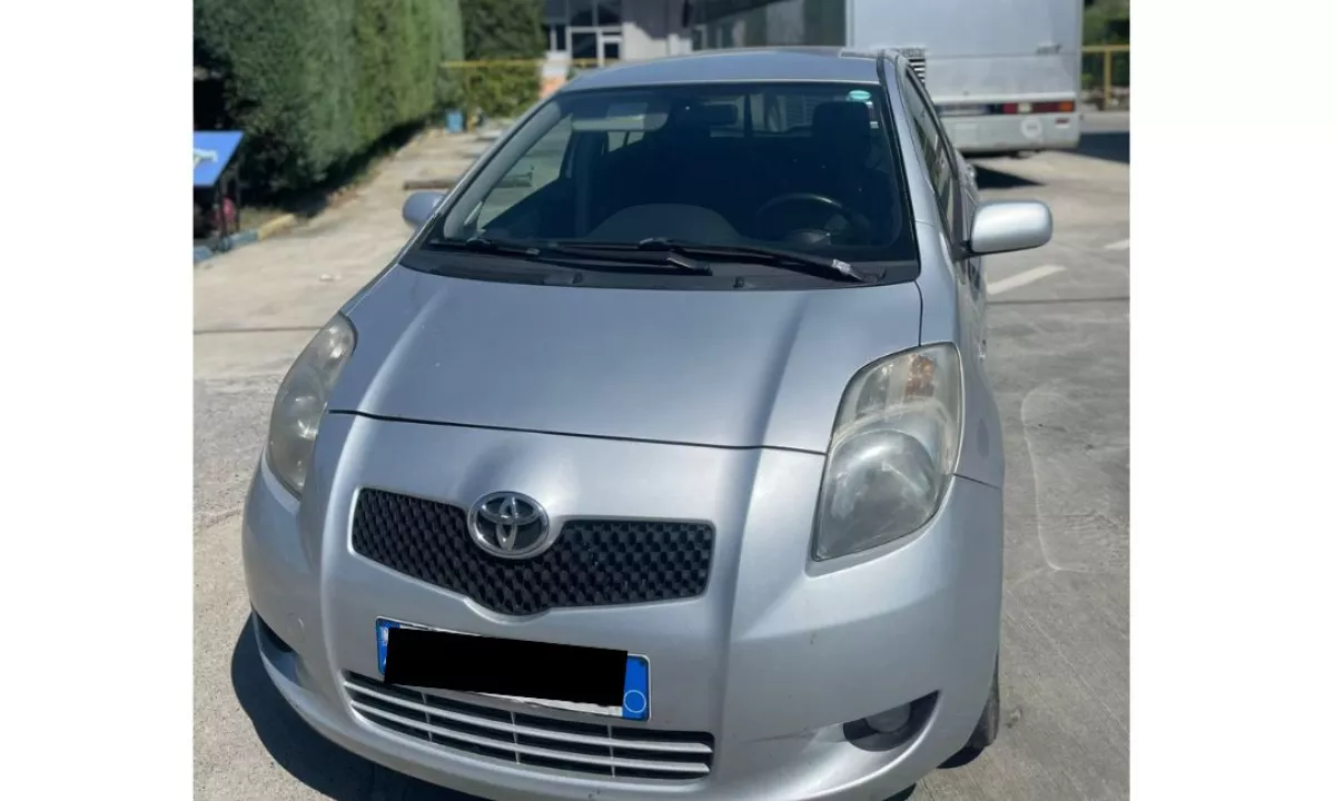 Auto in Vendita a Tirana, Toyota, 2007 Diesel,Kambio Manual Pagamento 3,500  Euro.