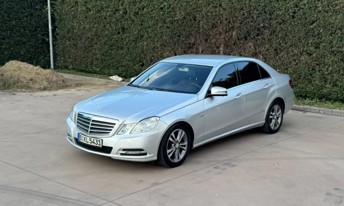 Auto in Vendita a Tirana, Mercedes-Benz, 2011 Diesel,Kambio Automatik Pagamento 9,500  Euro.