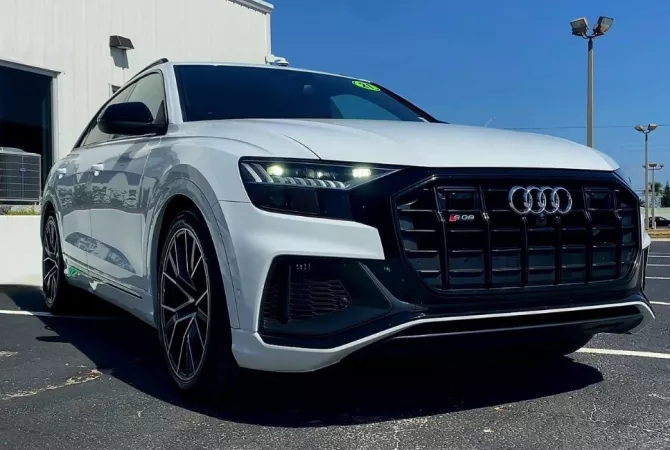 Auto in Vendita a Tirana - 67,000 Euro