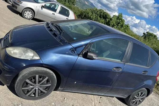 Auto in Vendita a Tirana - 2,400 Euro